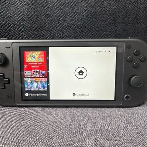 Nintendo Switch Lite Dialga $ Palkiq Edition